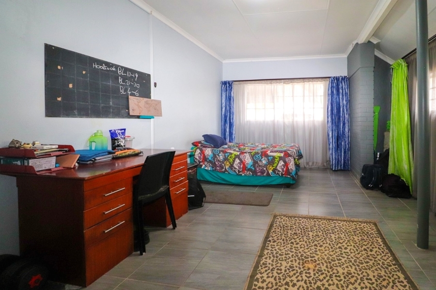 3 Bedroom Property for Sale in Meiringspark North West